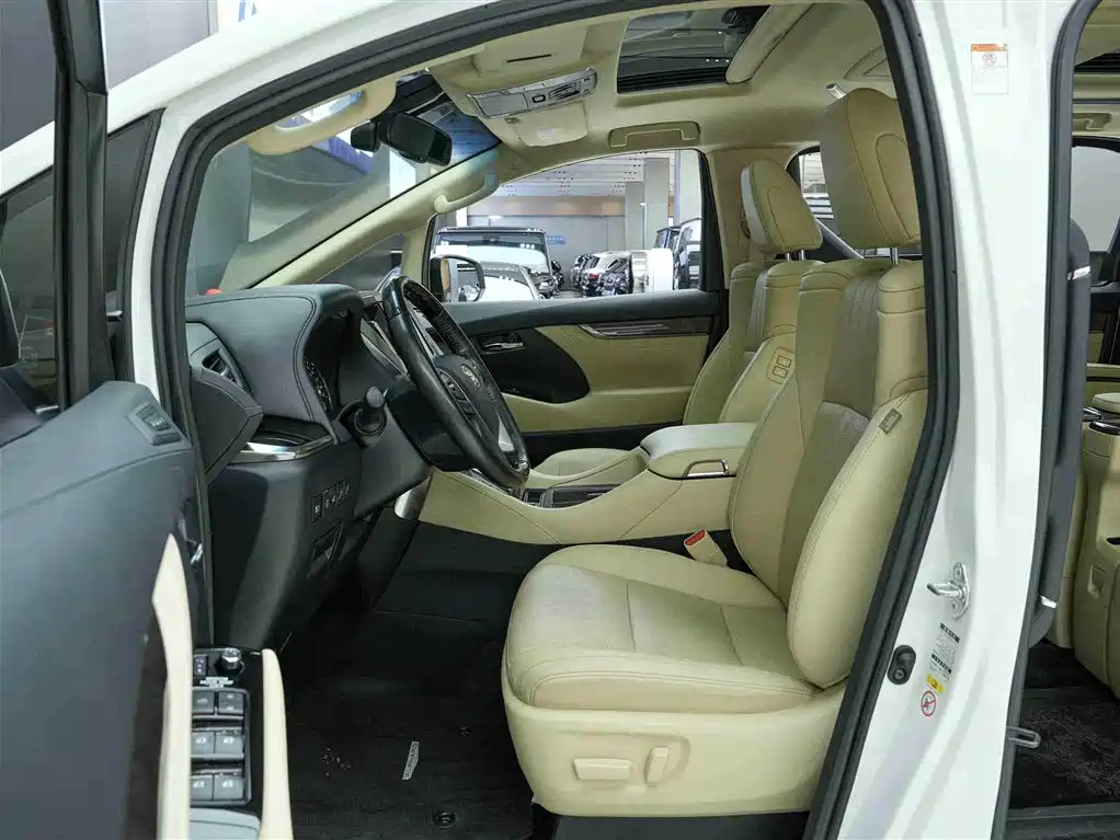 Toyota Alphard 2018 Facelift 3.5L Premium Edition фото 11