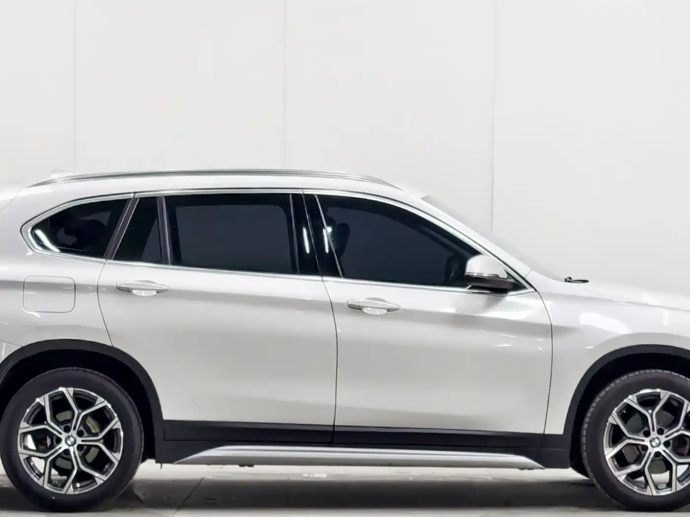 BMW X1 2022 sDrive20Li Fashion фото 8