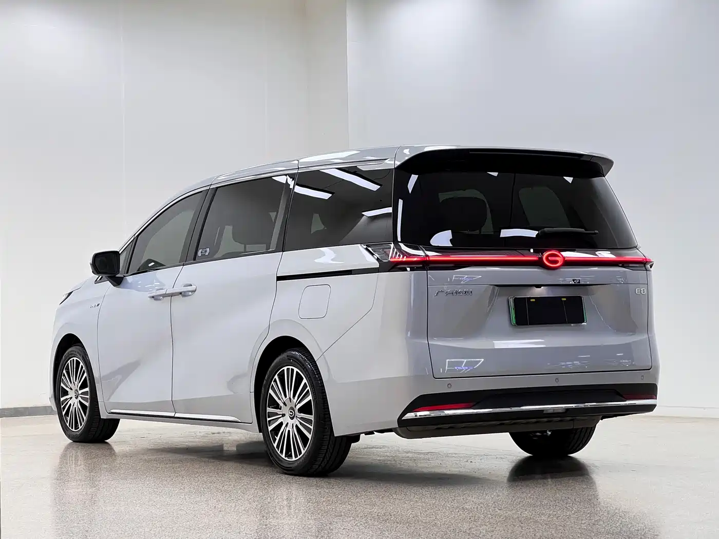 GAC Trumpchi Trumpchi E8 NEV 2024 Model 150km MAX+ фото 5