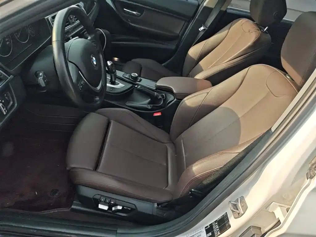 BMW 3 Series 2018 320Li Fashion Style фото 15