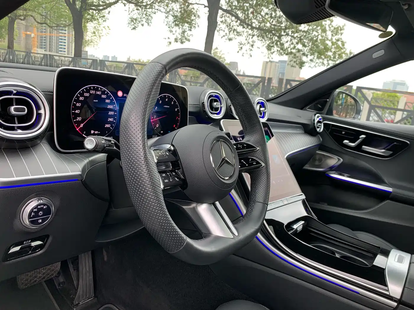 Mercedes-Benz C-Class 2025 C 260 L Night Sport Edition фото 17