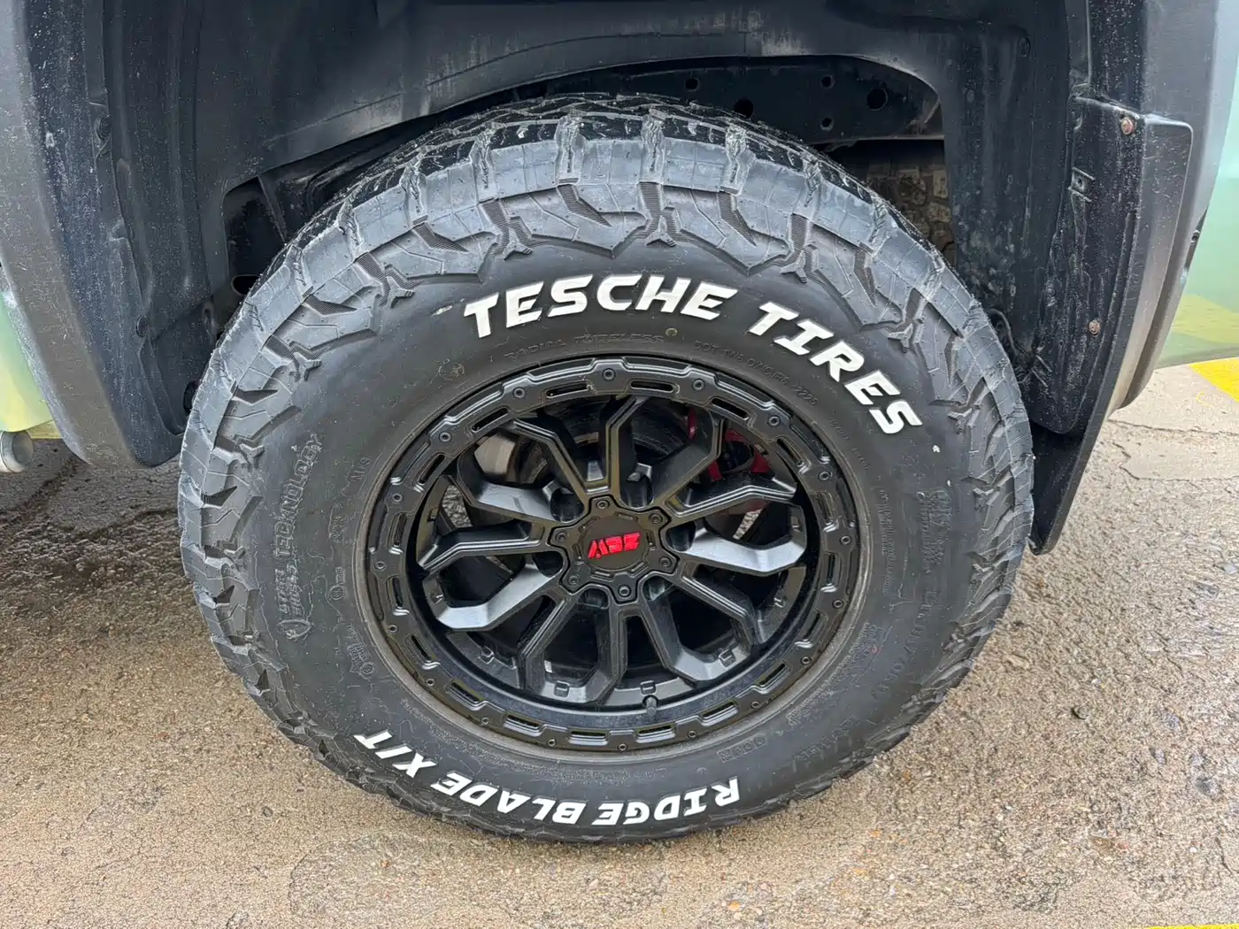 Jiangling Dadao 2023 Flying General 2.3T Diesel Automatic 4WD Extreme Edition фото 9