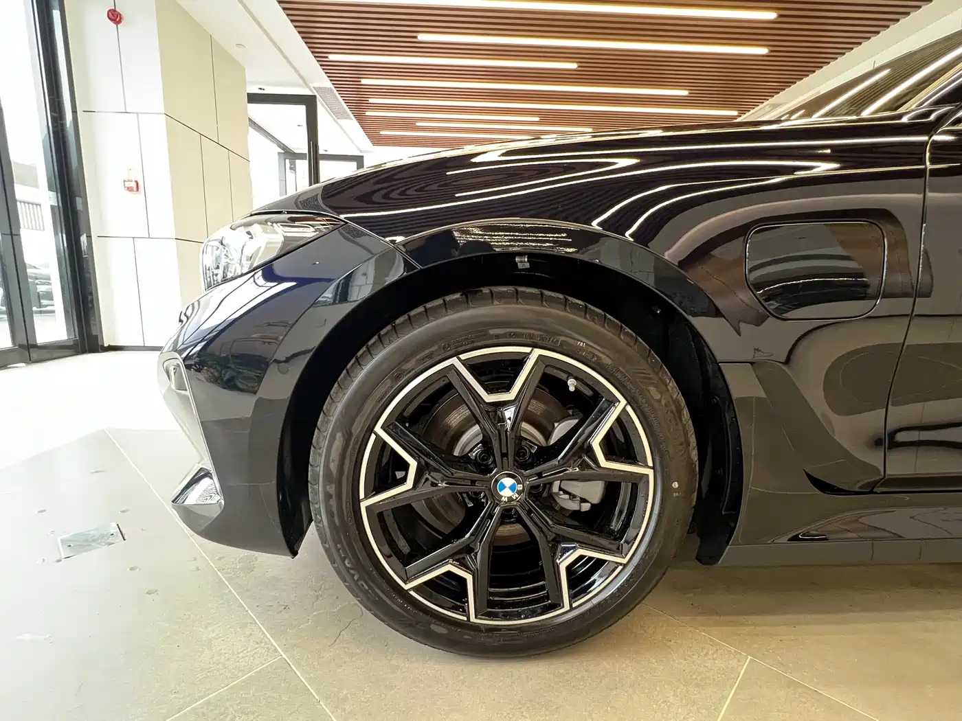 BMW i3 2026 eDrive 40 L фото 4