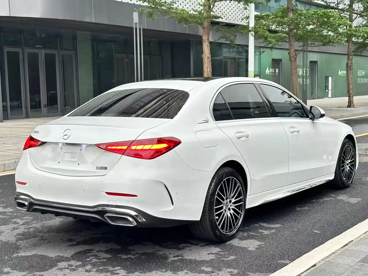 Mercedes-Benz C-Class 2023 Facelift C 260 L Sport Edition фото 16