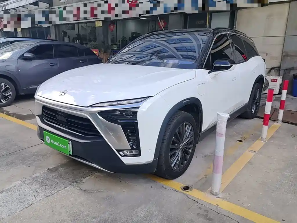 NIO ES8 2020