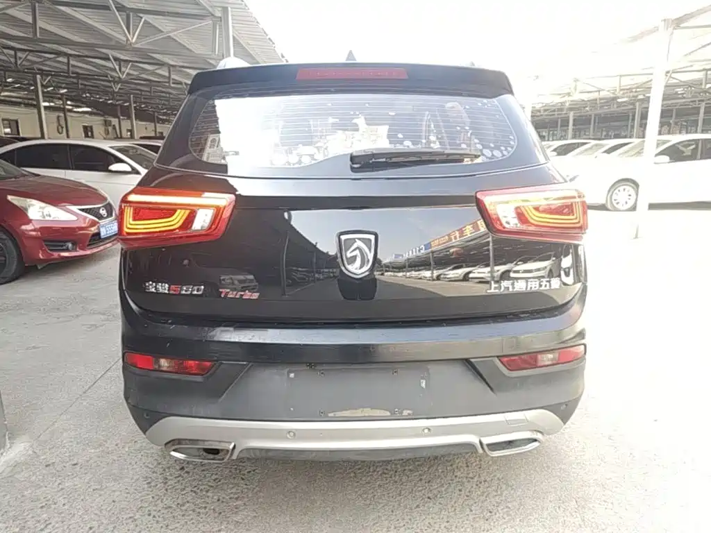 Фото 6 - Baojun 560