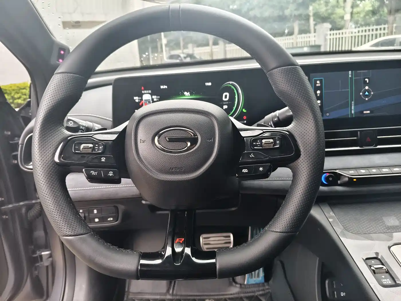 GAC Trumpchi Trumpchi Emkoo 2024 Model 400T Auto Shadow Leopard R MAX Edition фото 6