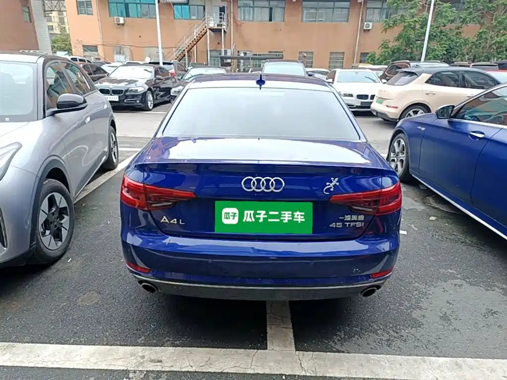 Audi A4L 2017 Plus 40 TFSI Progressive фото 6