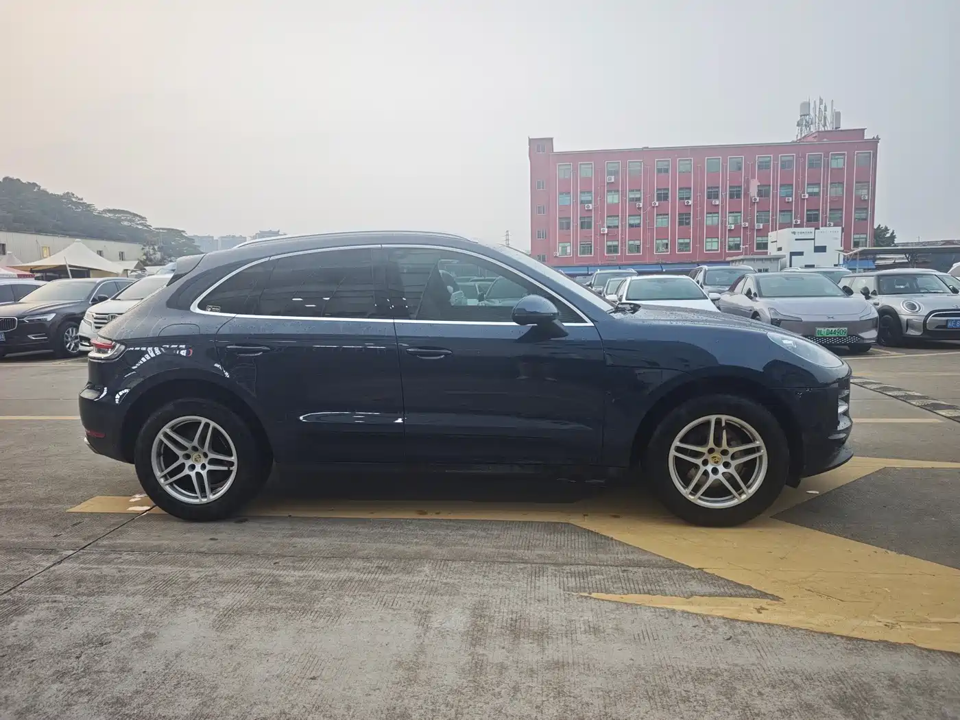 Porsche Macan 2018 Macan 2.0T фото 4
