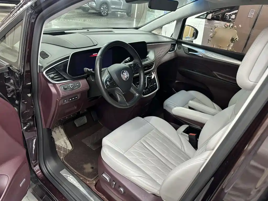 Фото 11 - Buick GL8