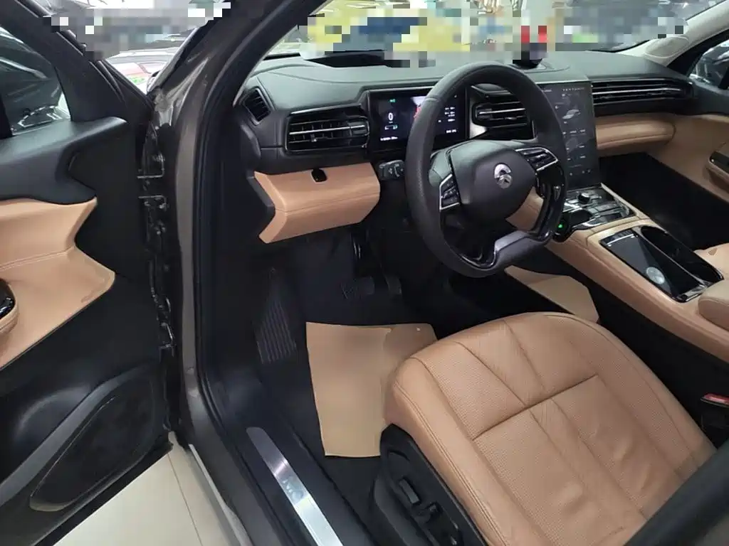 NIO ES8 2019 2018 355KM Base Model 7-Seater Version