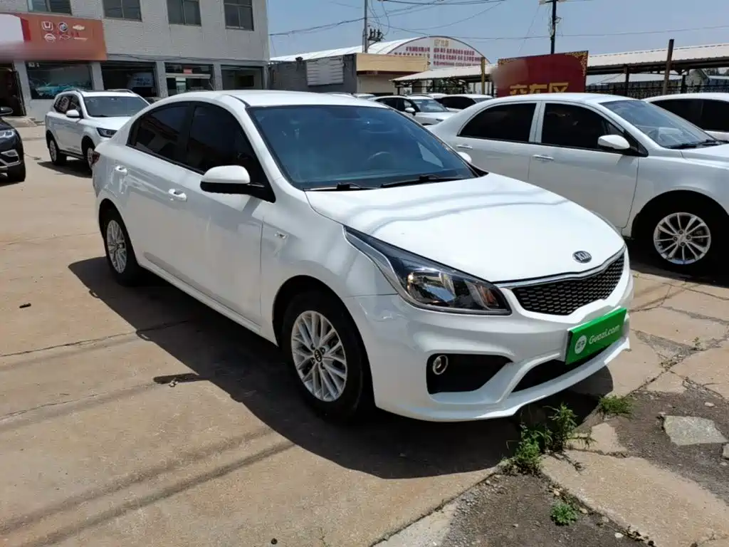 Kia K2 2017 2017 Sedan 1.4L AT GLS