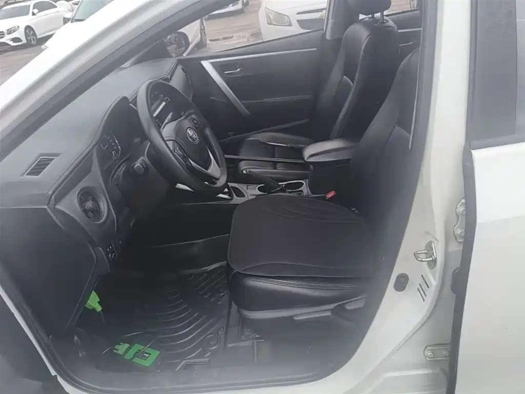 Toyota Levin Twin Engine E+ 2019 1.8PH GS E-CVT Elite Sunroof Edition фото 15