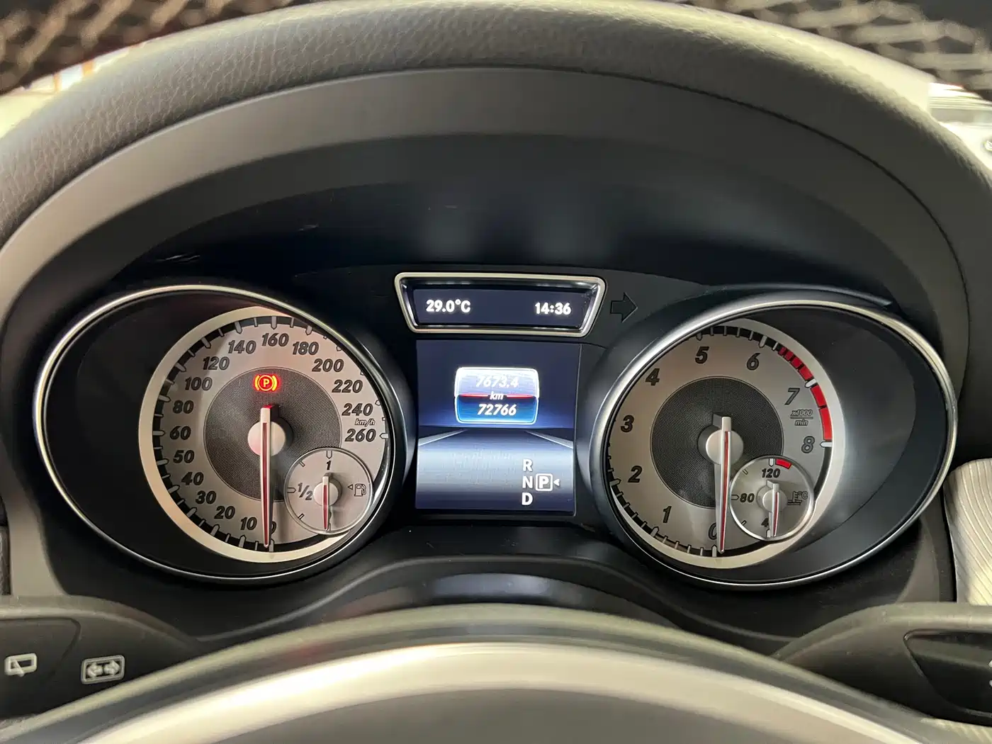 Mercedes-Benz GLA 2016 GLA 200 Dynamic фото 14