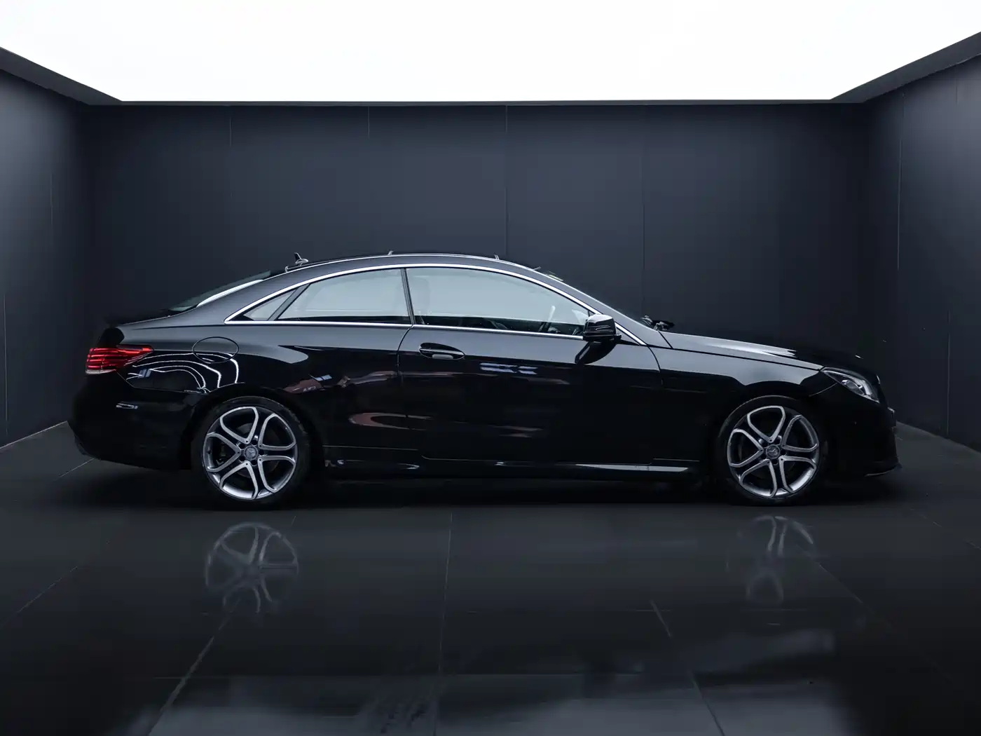 Mercedes-Benz E-Class (Import) 2014 E 200 Coupe фото 4