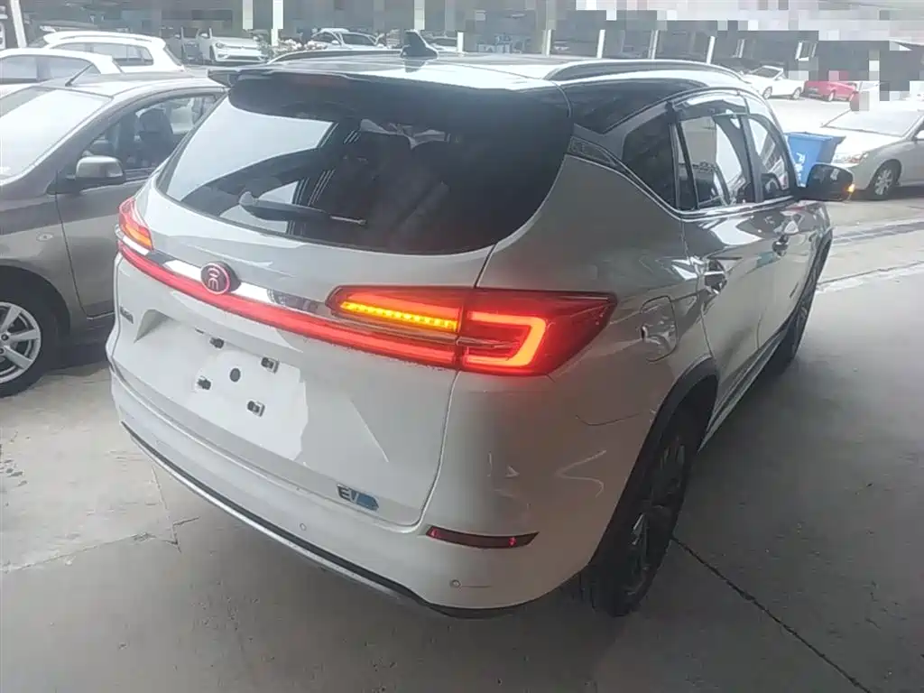 BYD Song New Energy 2019 Song EV500 Smart Connection Glory фото 7