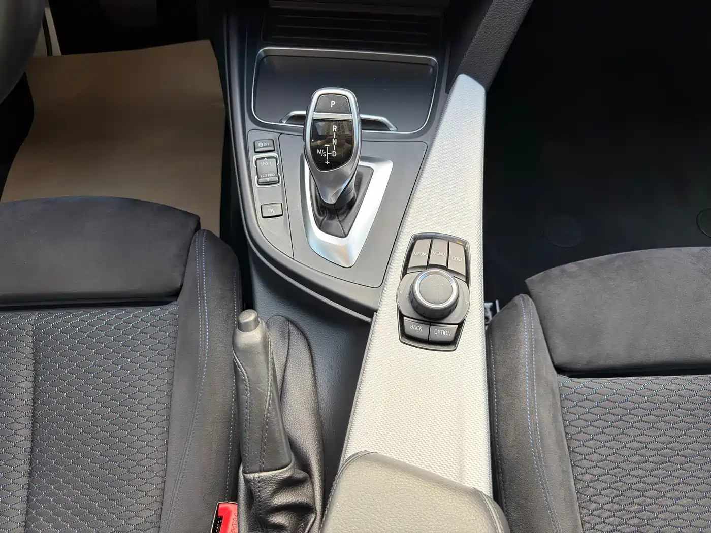 BMW 3 Series 2018 320i M Sport Package фото 16