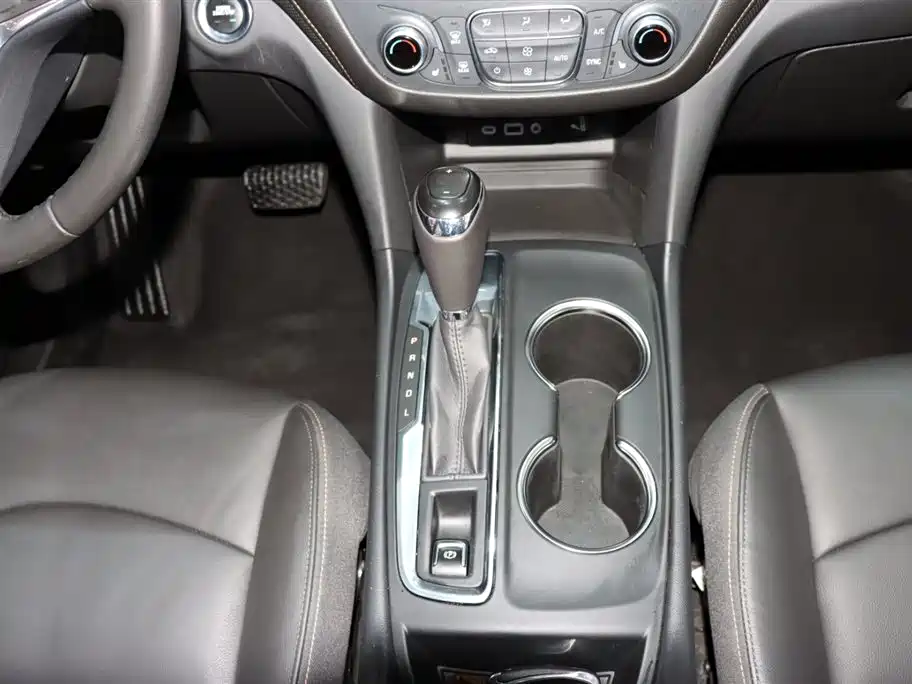 Chevrolet Equinox 2019 535T Auto Yujie Edition (China VI) фото 15
