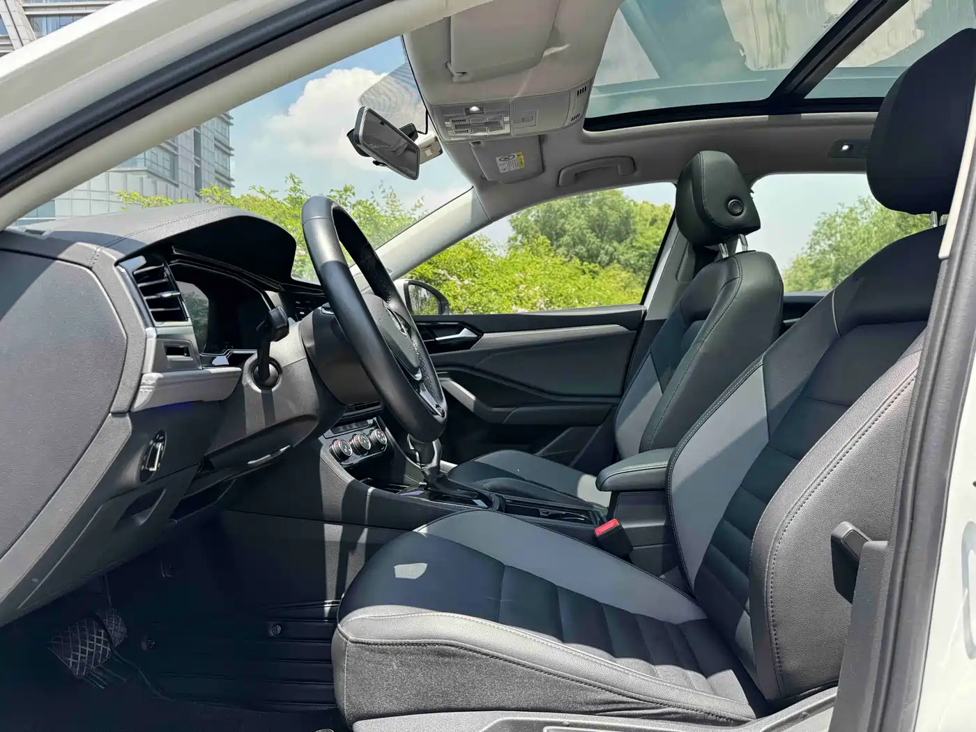 Volkswagen Sagitar 2021 280TSI DSG Comfort Smart Connect Edition фото 4