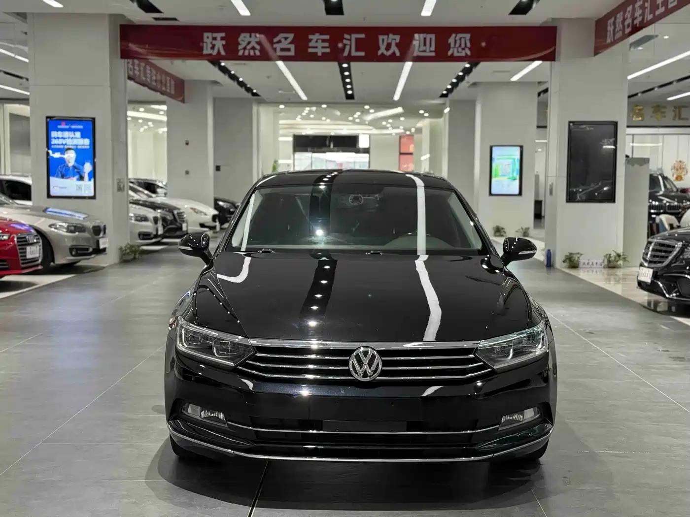 Volkswagen Magotan 2019 330TSI DSG Leading China VI фото 2