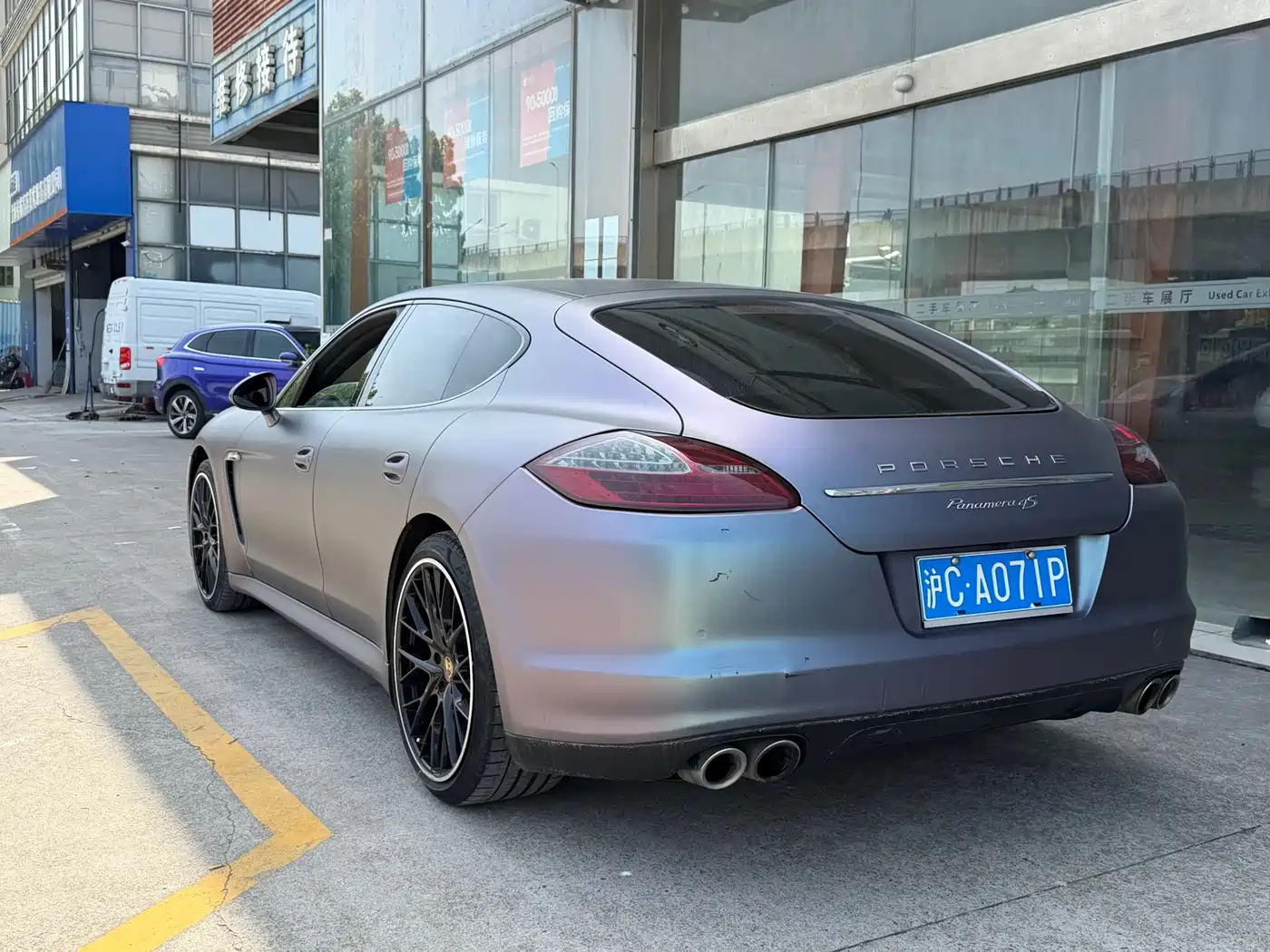 Porsche Panamera 2010 Panamera 4 3.6L фото 3