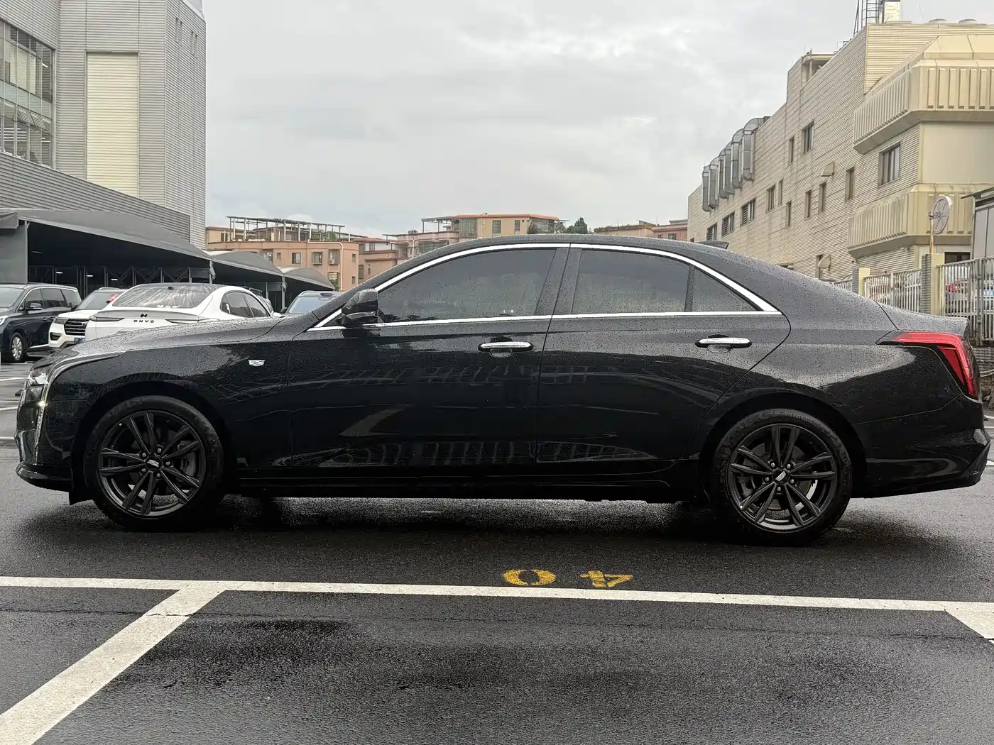 Cadillac CT4 2023 2022 28T Luxury Model