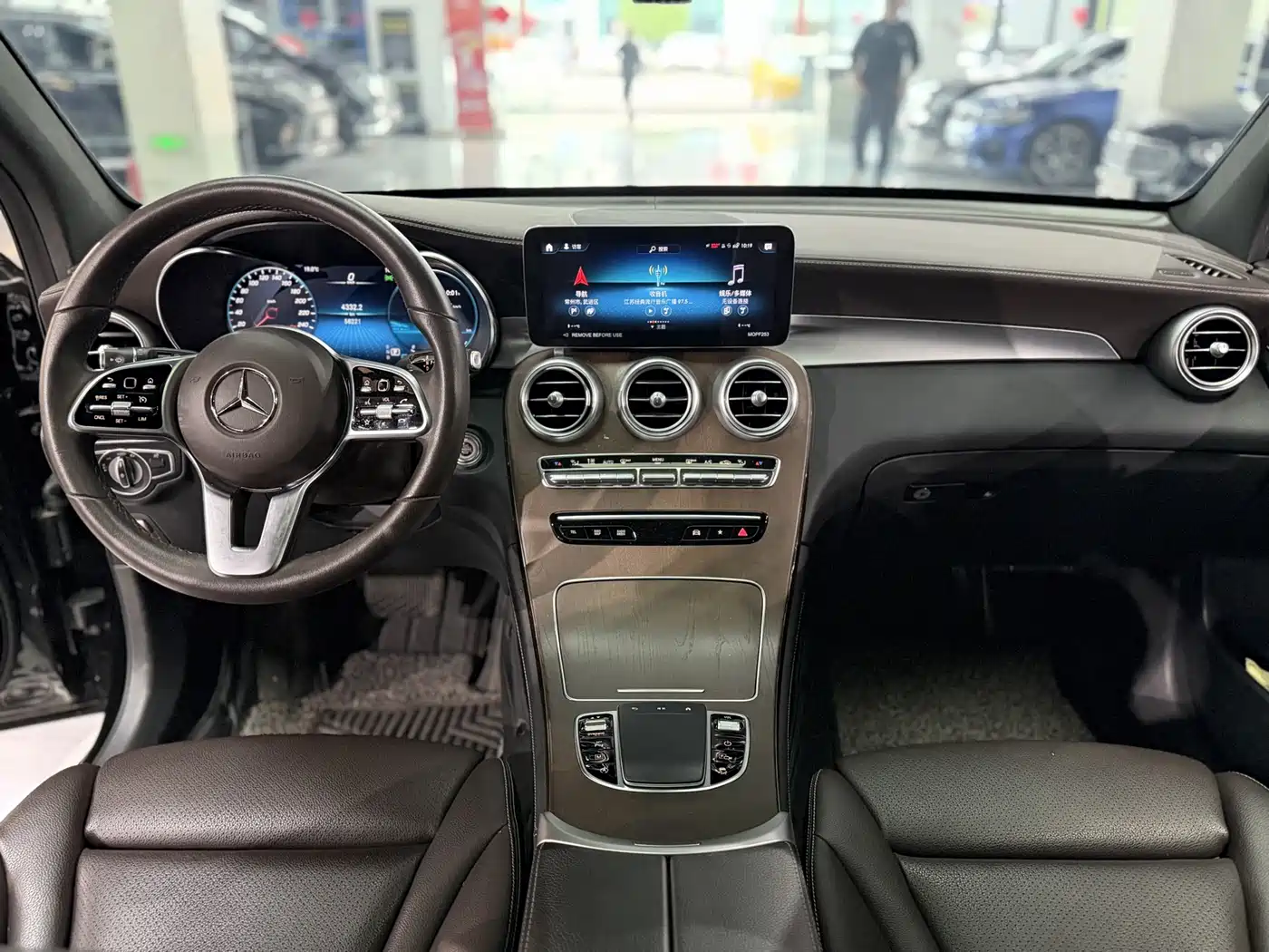Mercedes-Benz GLC 2022 Model GLC 300 L 4MATIC Dynamic Edition фото 12