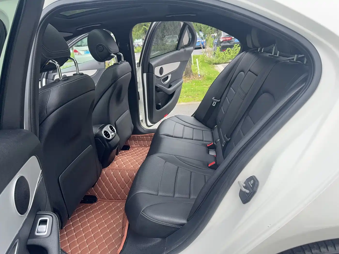 Mercedes-Benz A-Class 2024 Facelift A 200 L Fashion фото 13
