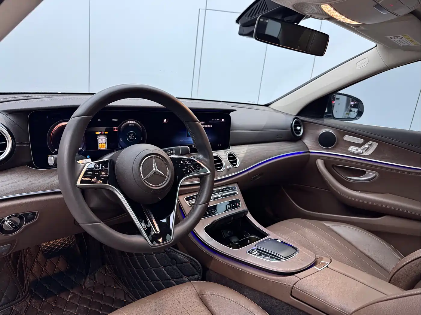 MERCEDES-BENZ E CLASS