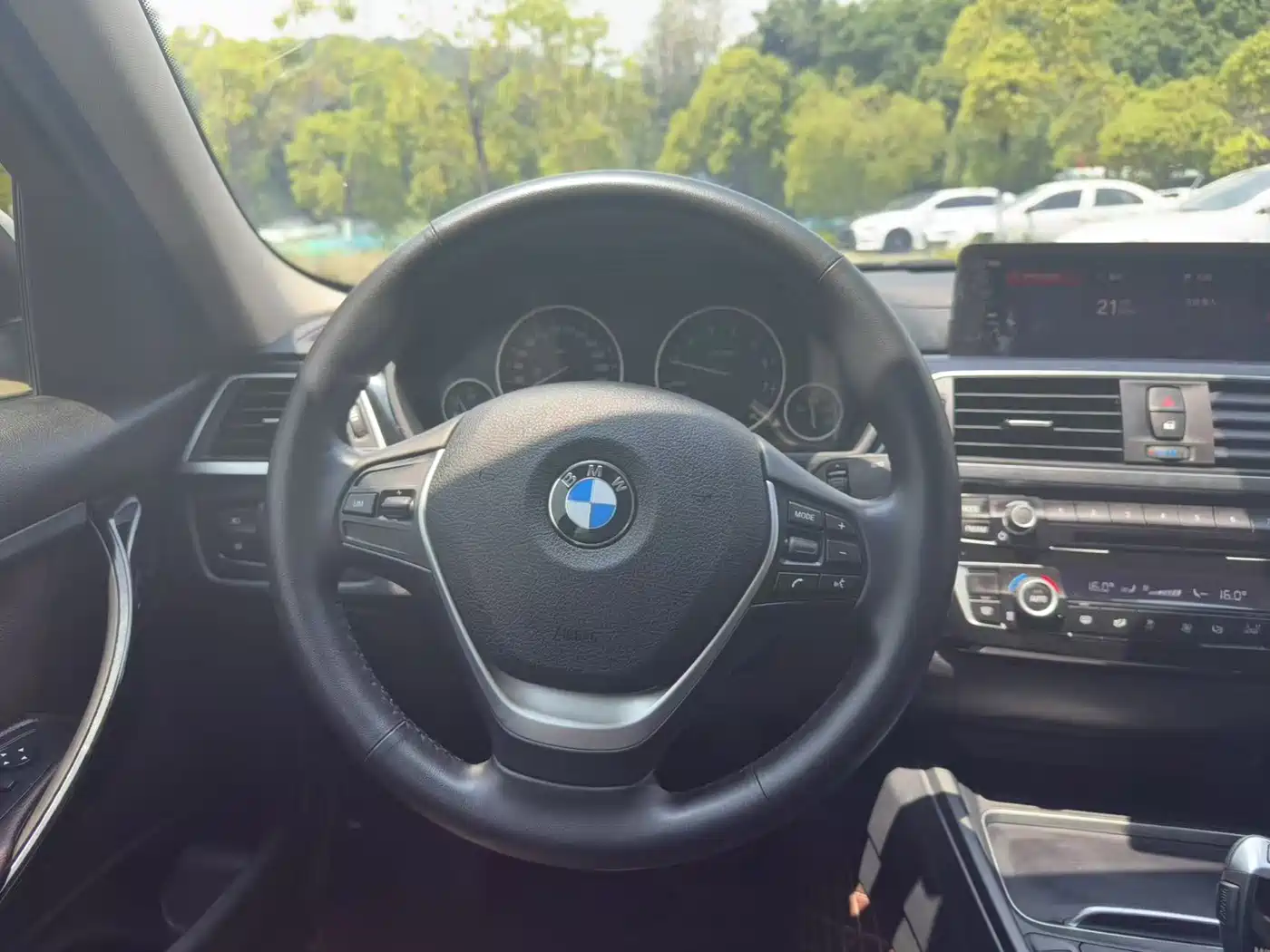 BMW 3 Series 2019 320Li Fashion Type фото 14