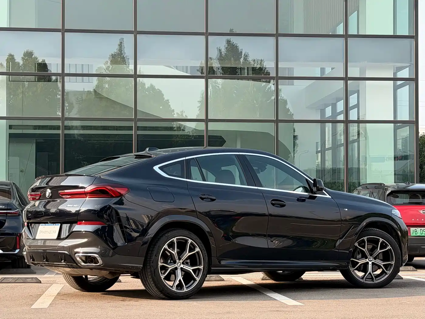 2025 BMW X6