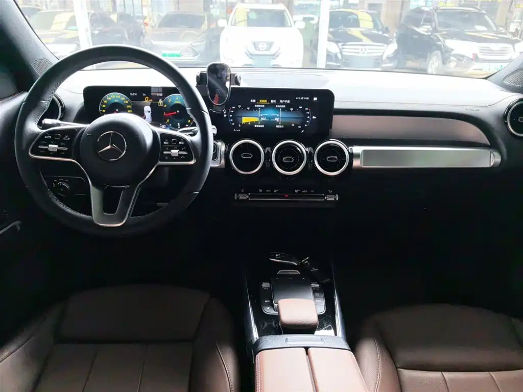 Mercedes-Benz GLB 2022 Facelift II GLB 200 Dynamic фото 5