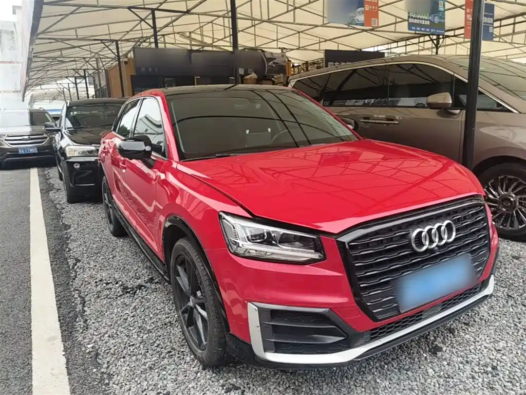 Audi Q2L 2018 35 TFSI Launch Exclusive Edition China VI фото 3