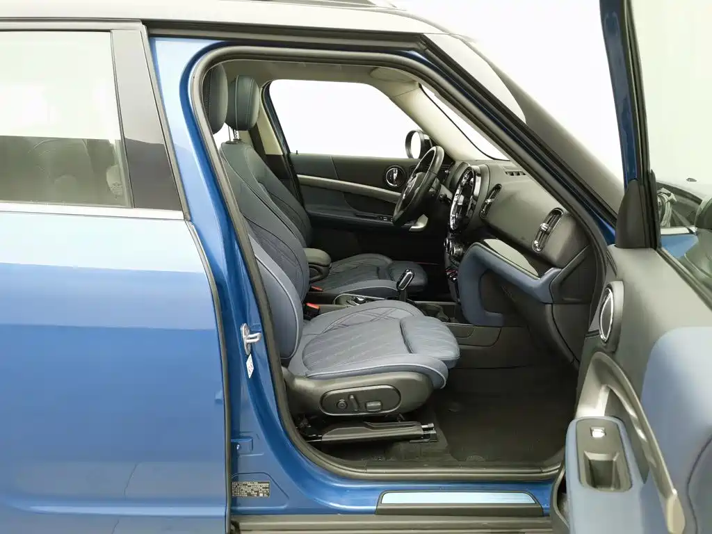 Фото 23 - MINI COUNTRYMAN