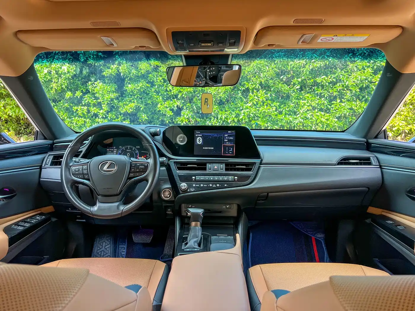 Lexus ES 2022 200 Excellence Edition фото 14