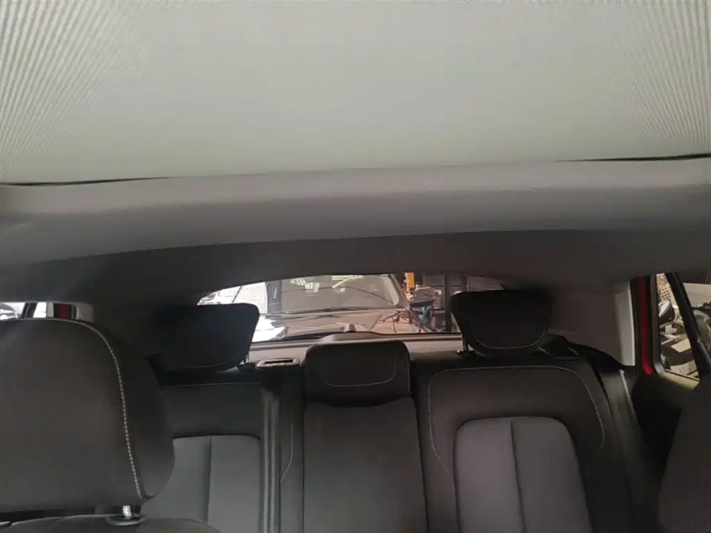Audi Q2L 2018 35 TFSI Launch Exclusive Edition China VI фото 17
