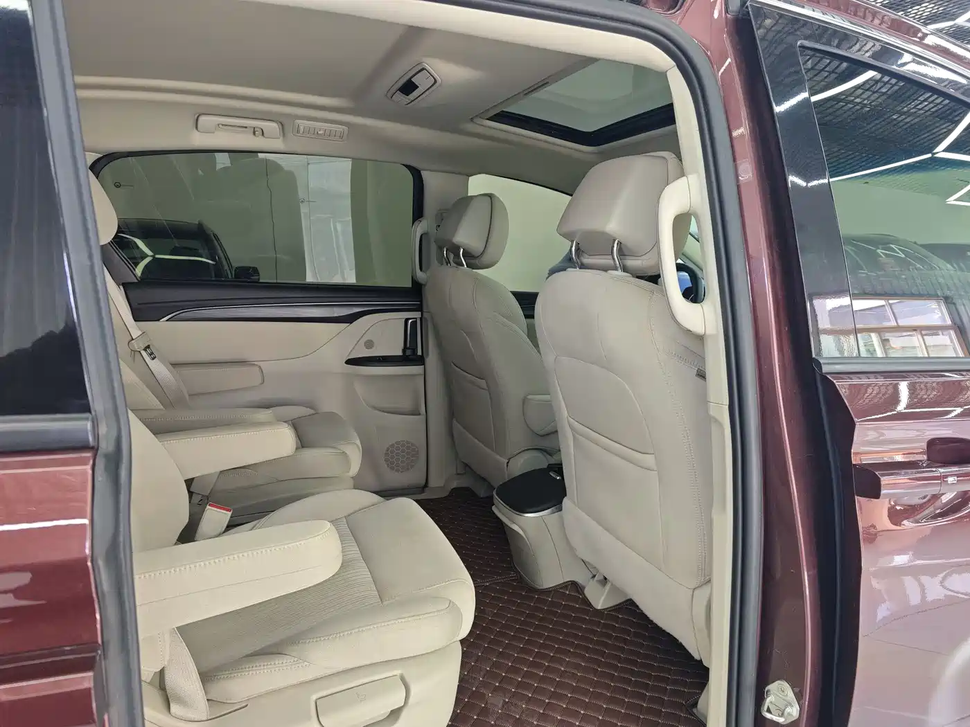 Buick GL8 2022 ES Landmark 653T Comfort фото 18