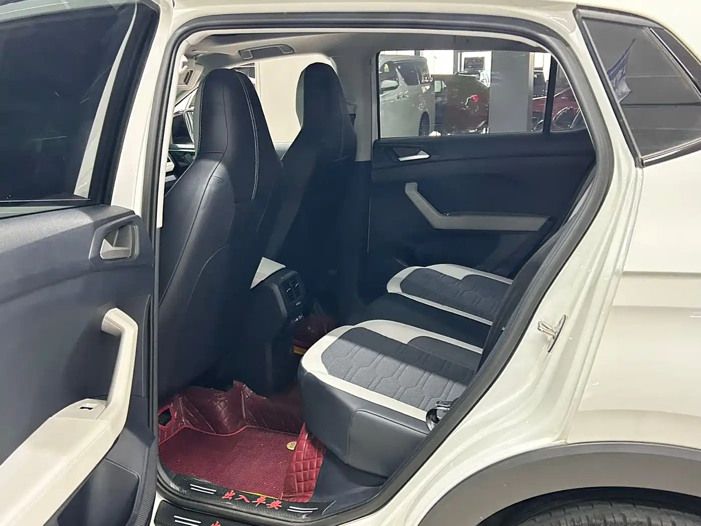 Volkswagen Tharu 2025 New Edge 1.5L Aspiration Edition фото 10