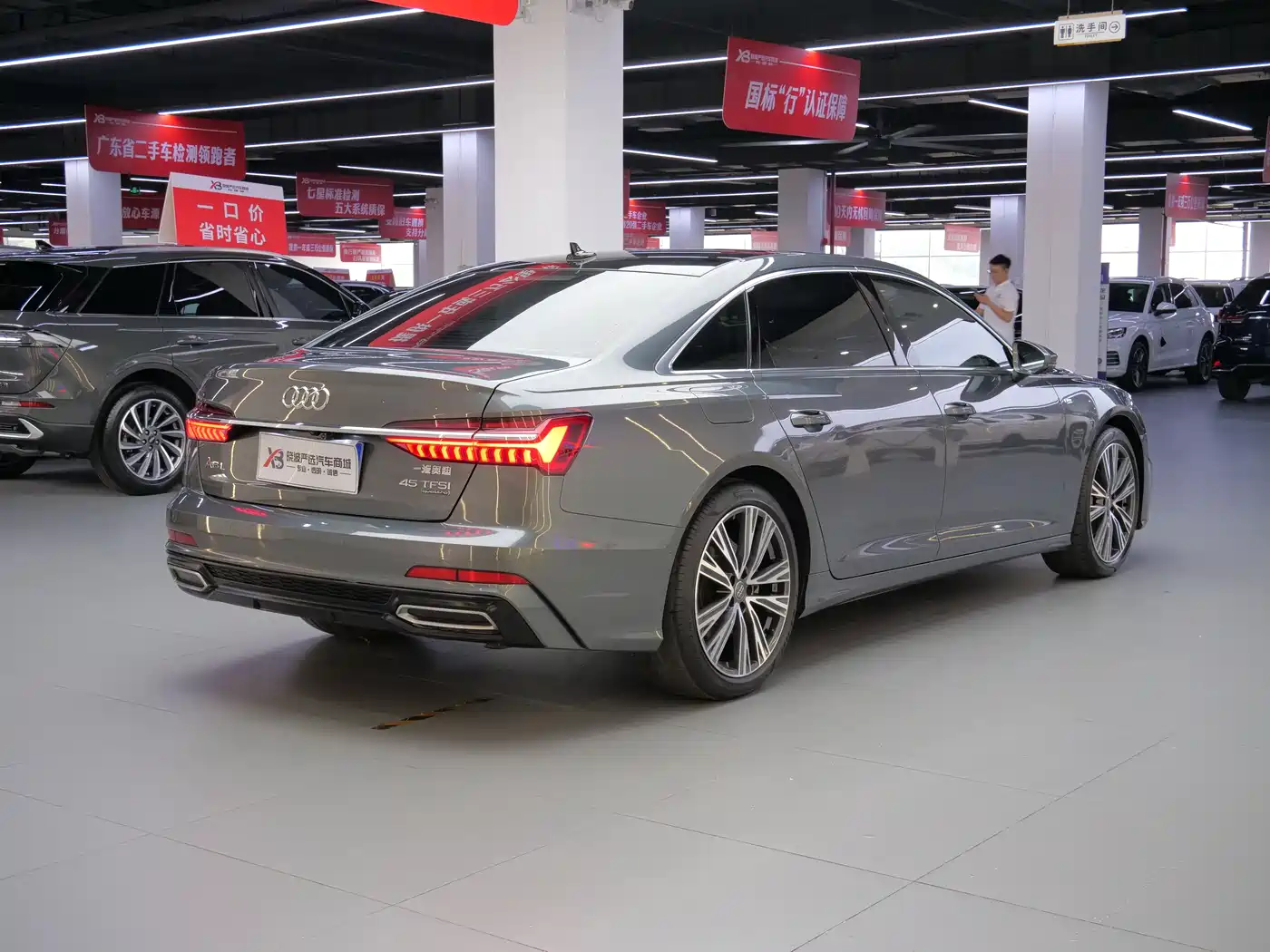Audi A6L 2021 45 TFSI Exclusive Sport фото 6