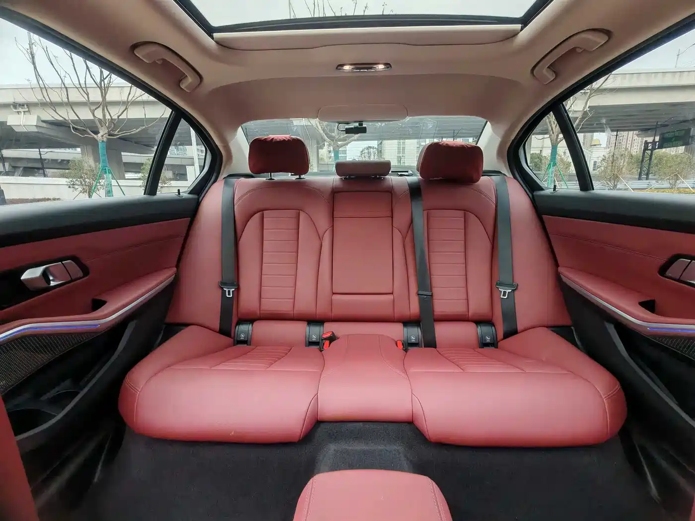 BMW 3 Series 2021 325Li M Sport Package фото 13