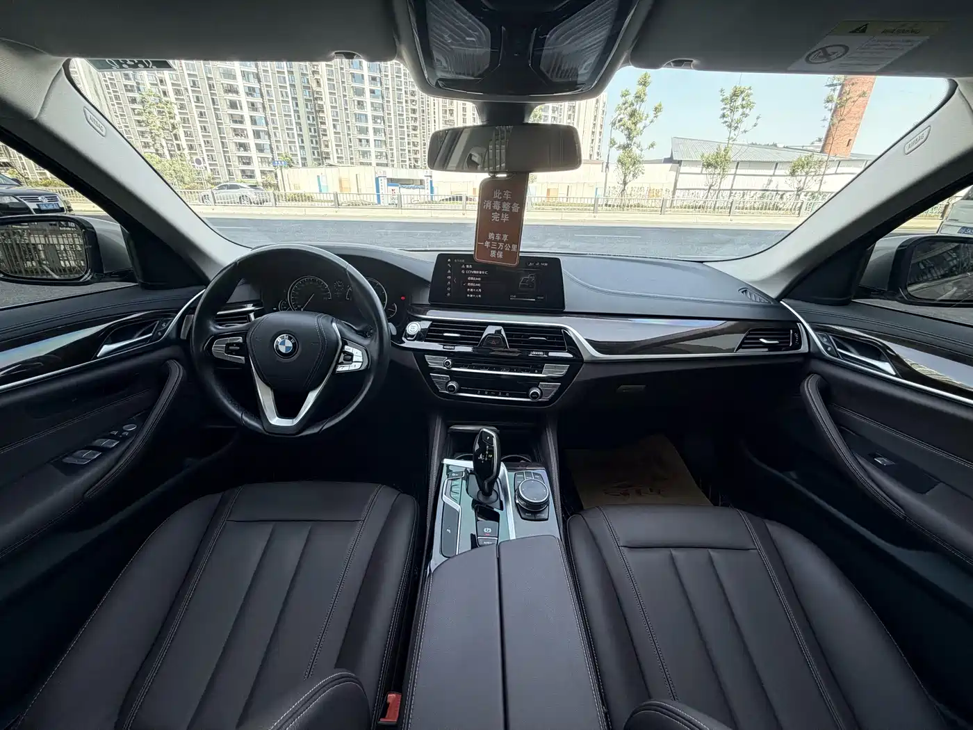 BMW 5 Series 2018 525Li Luxury Package фото 8