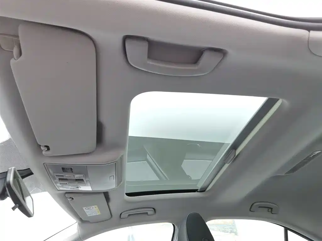 Škoda Superb 2019 TSI280 DSG Standard Edition фото 14