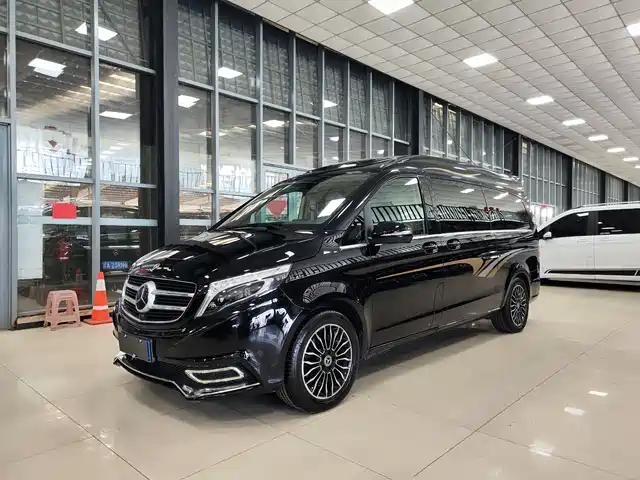 MERCEDES-BENZ V CLASS