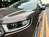 Фото 11 - Ford Edge