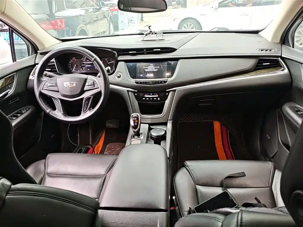 Cadillac XT5 2016 25T Luxury Model фото 10