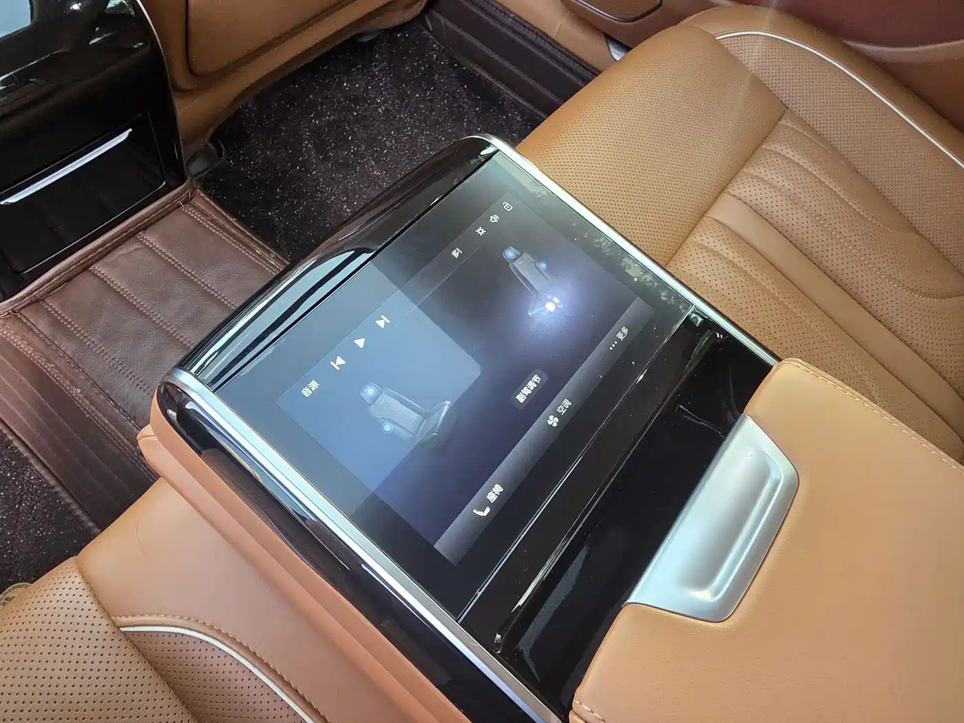Hongqi H9 2025 2024 2.0T Qi Enjoy Luxury Business Edition
