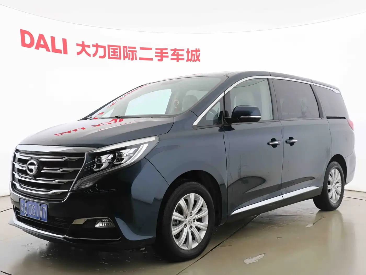 GAC Trumpchi Trumpchi M8 2018 320T Exclusive Edition