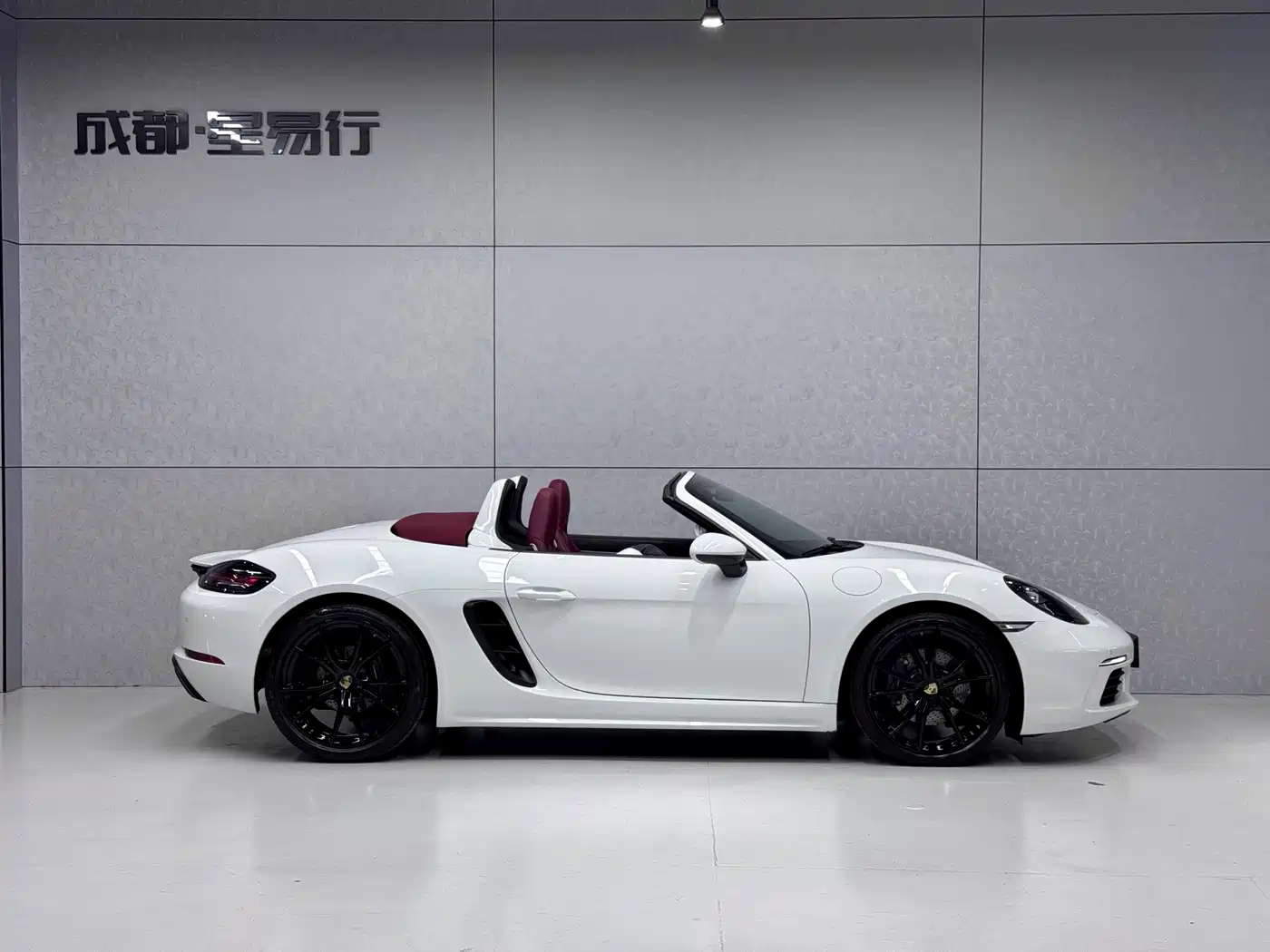Porsche 718 2020 Boxster 2.0T фото 10