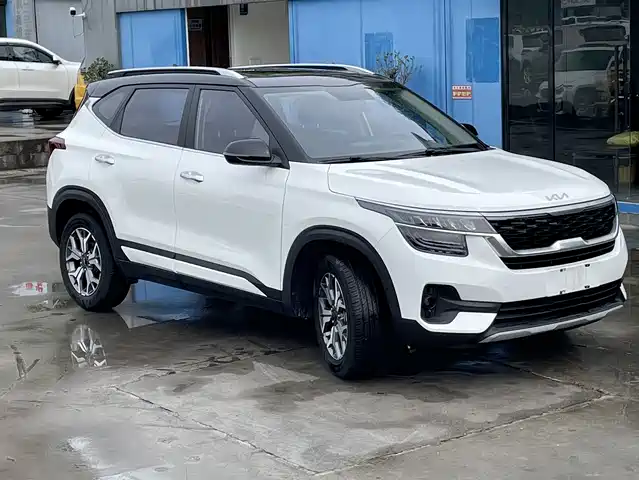 kia kx3-proud-run