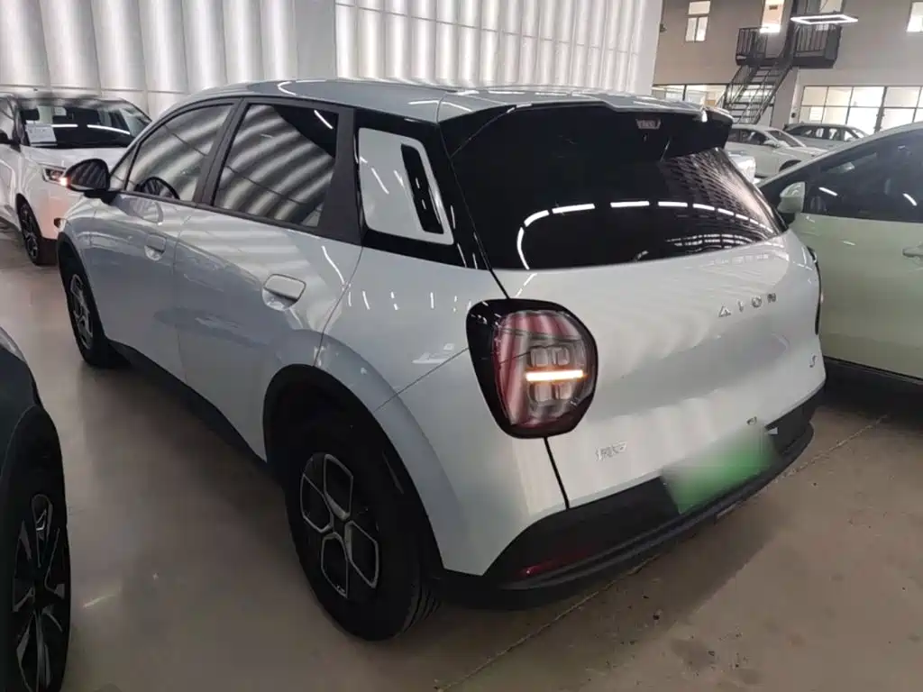 Aion UT 2025 2025 Model 330 Starlight Edition